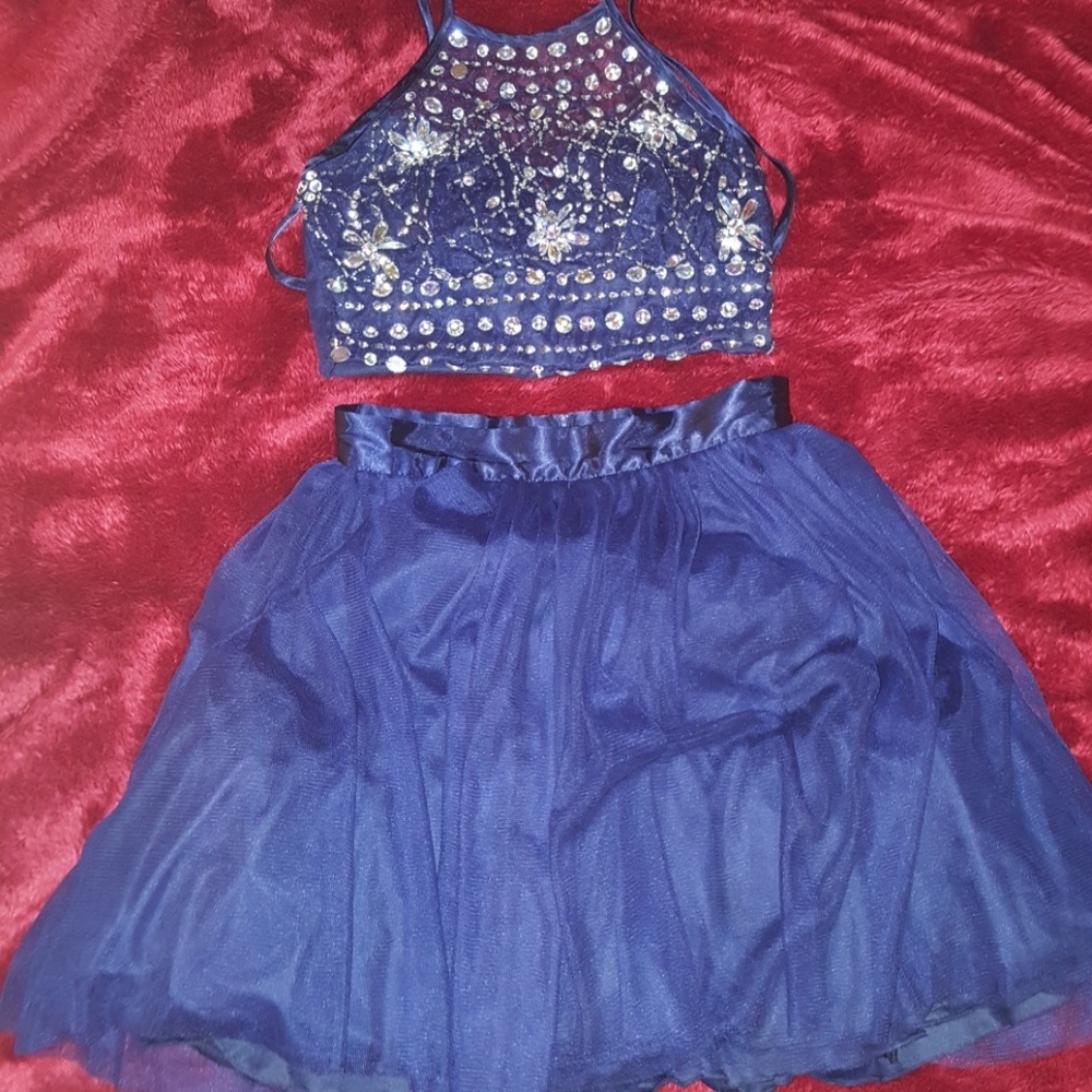 Prom Dress - Picture 3 of 3